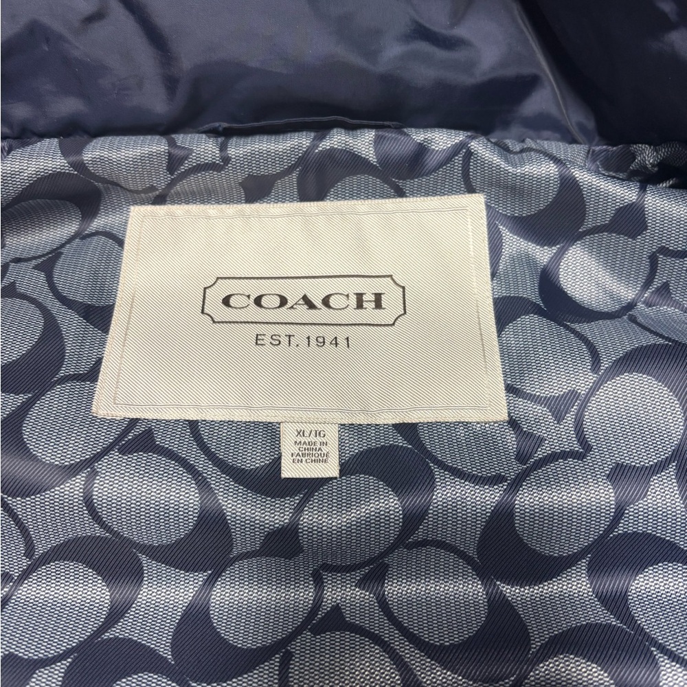 Coach Vest - Picture 4 of 8